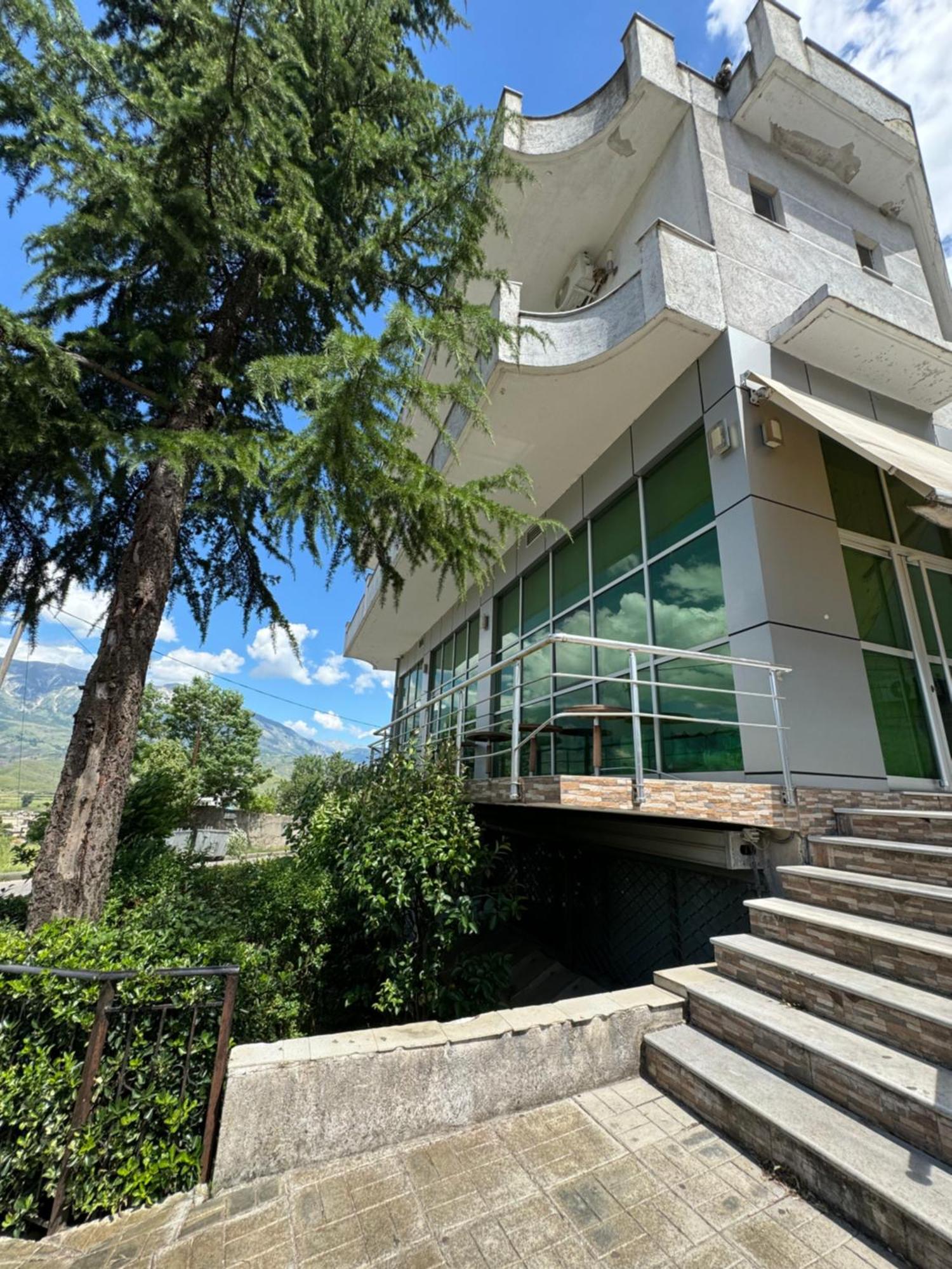 Peci Apartments Gjirokastër Екстериор снимка